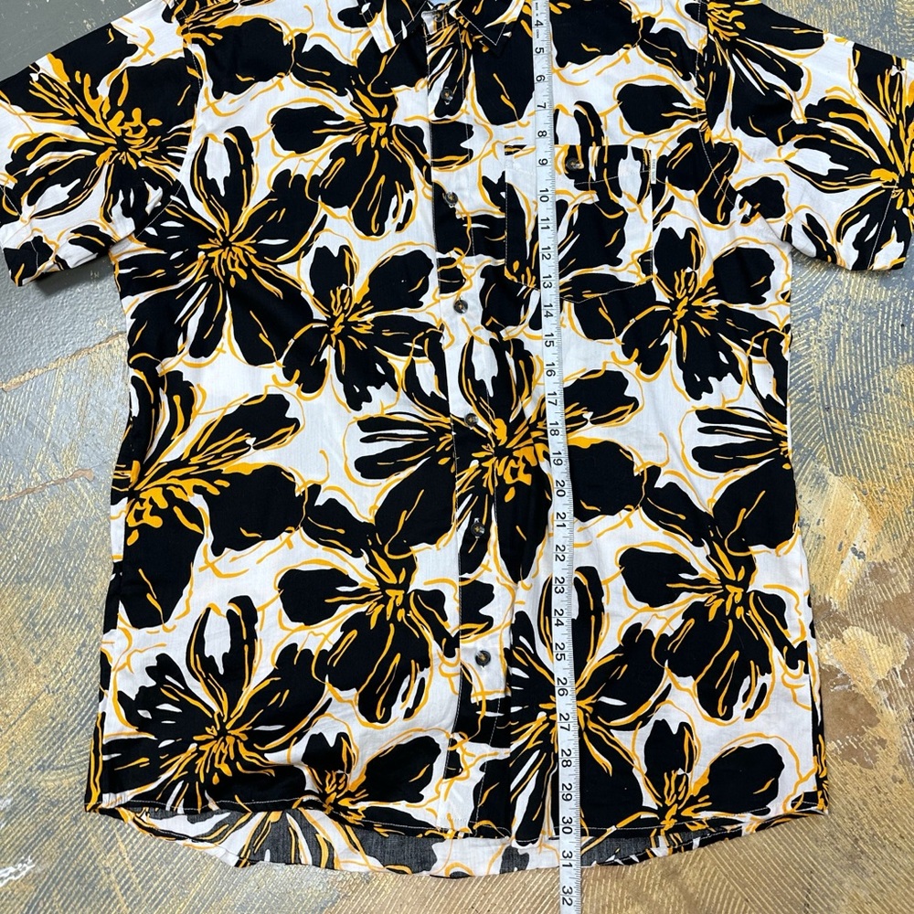 Reverse Threads Button Down Shirt Large Dress Shi… - image 5